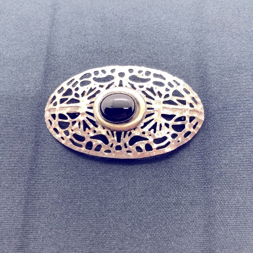 Vintage 80s Silver Filigree Black Oval Gem Brooch Scarf Duster Clip